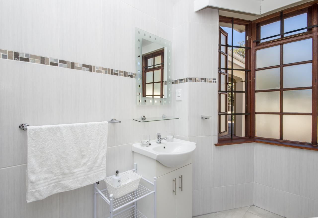 Walmer Villiers Self Catering Port Elizabeth Extérieur photo