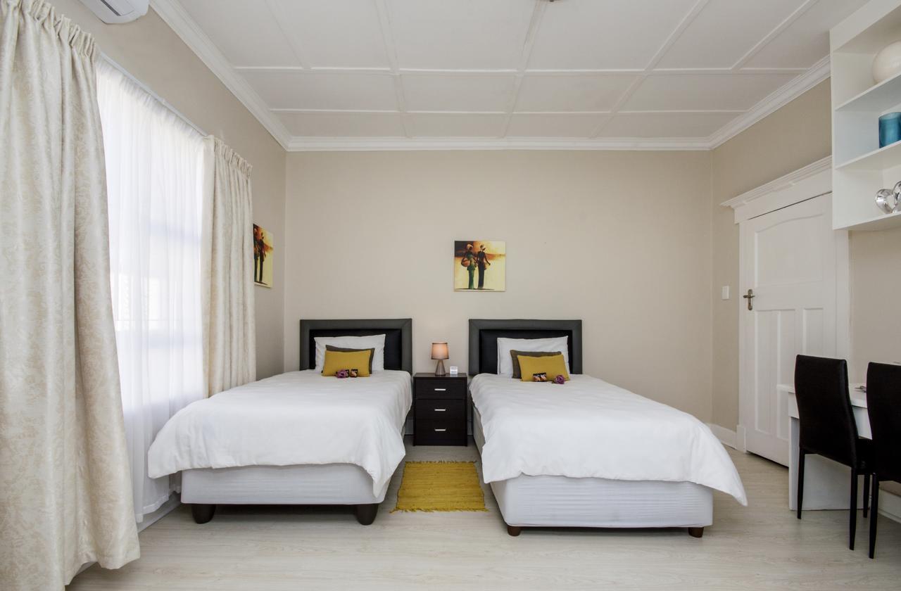 Walmer Villiers Self Catering Port Elizabeth Extérieur photo