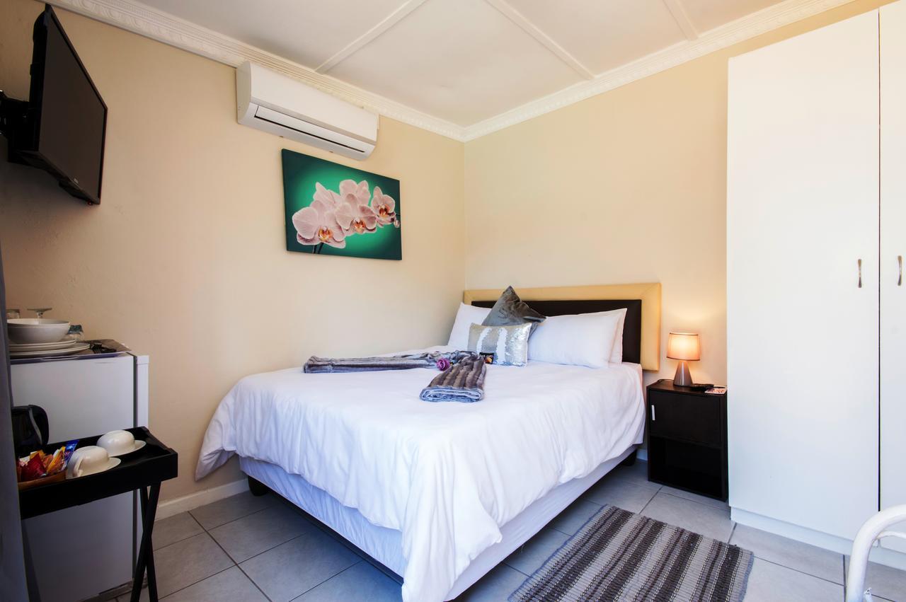 Hotel Walmer Villiers Self Catering à Port Elizabeth Extérieur photo