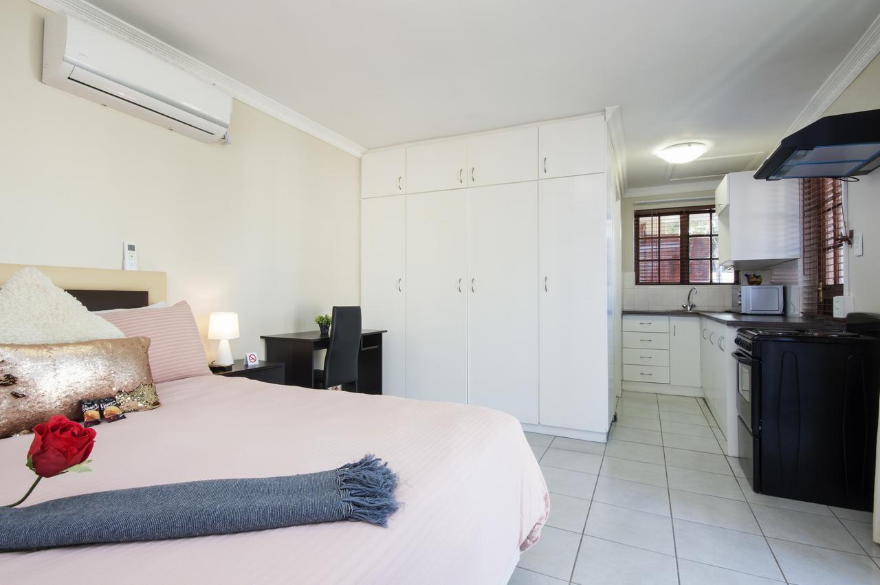 Walmer Villiers Self Catering Port Elizabeth Extérieur photo